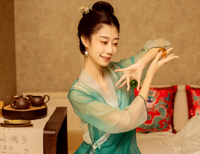 贵阳spa按摩会所艺师风采（七）让身沉浸,给心浴享